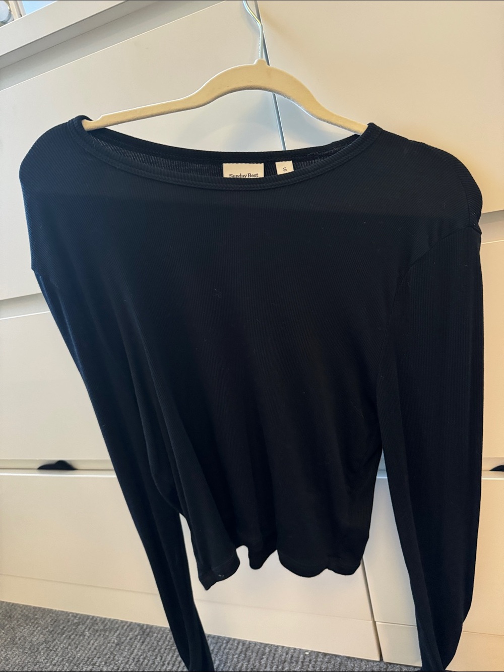 ARITZIA Sunday Best Black Long-Sleeve Ribbed Top SIZE SMALL